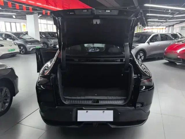 ARCFOX Arcfox Alpha S5 2024 560MAX 185kW — Фото автомобиля 18