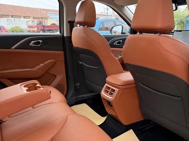 Haval Xiaolong MAX — Фото автомобиля 13