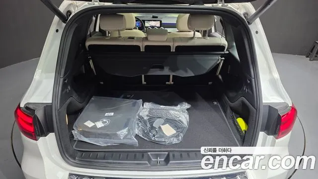 Mercedes-Benz EQB — Фото автомобиля 18