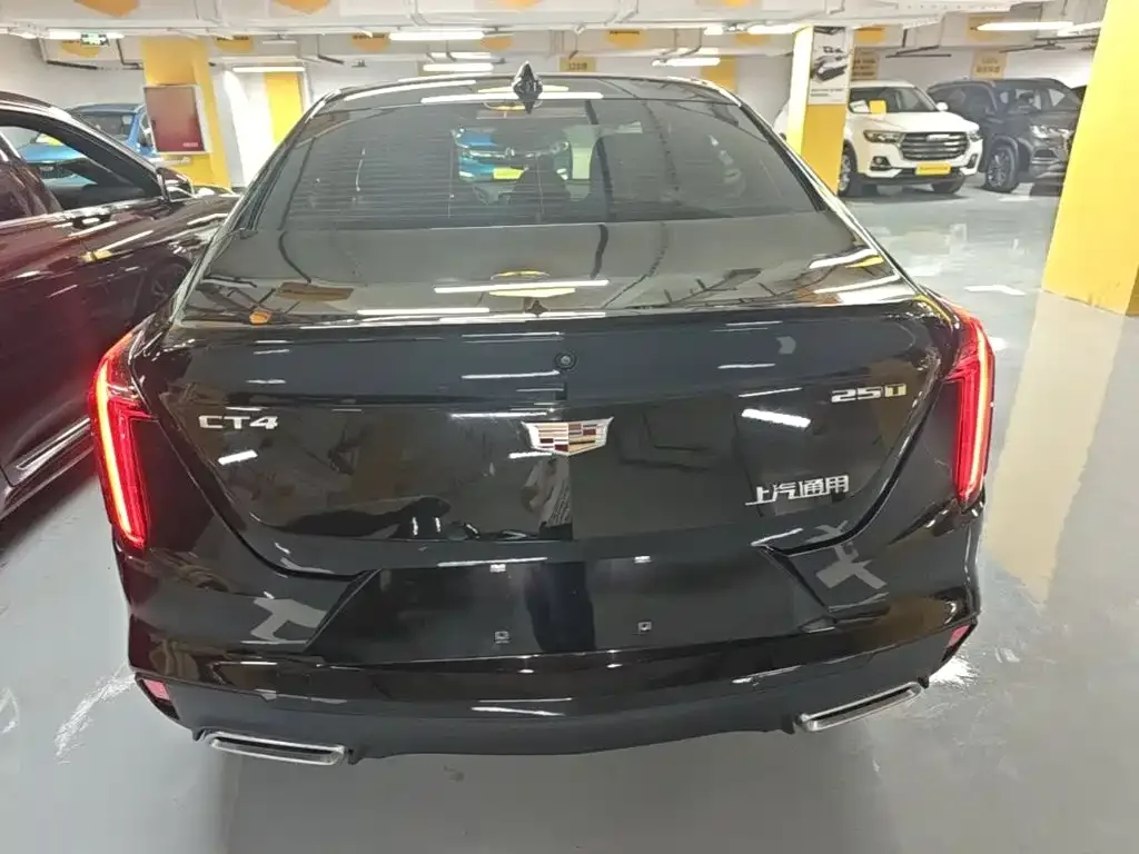 Cadillac Cadillac CT4 2023 25T Luxury Model — Фото автомобиля 5