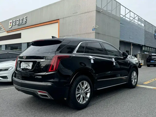 Cadillac XT5 — Фото автомобиля 7