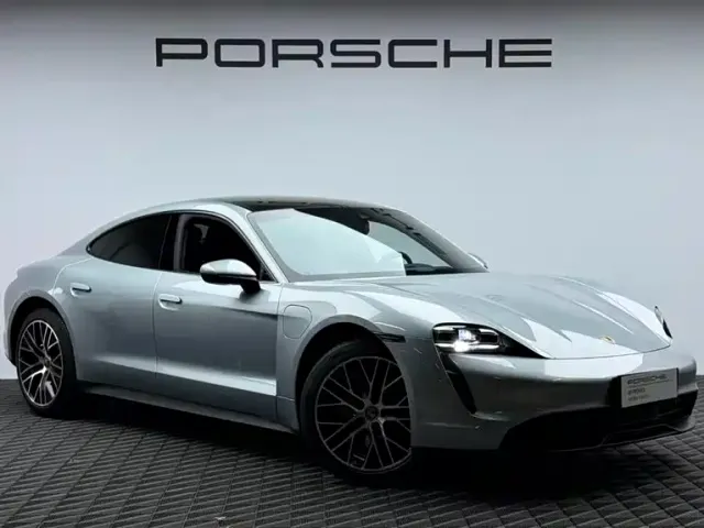 Porsche Taycan — Фото автомобиля 2
