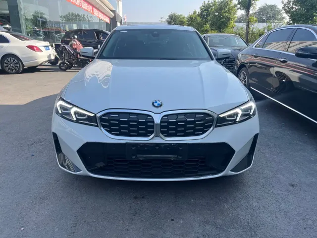 BMW 3 Series — Фото автомобиля 2