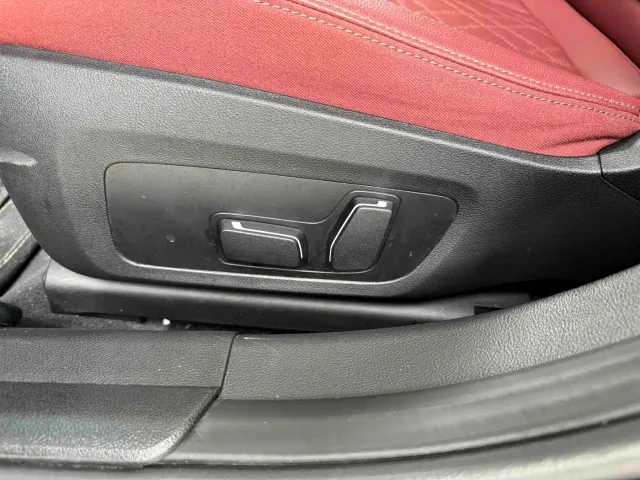 BMW 3 Series — Фото автомобиля 16