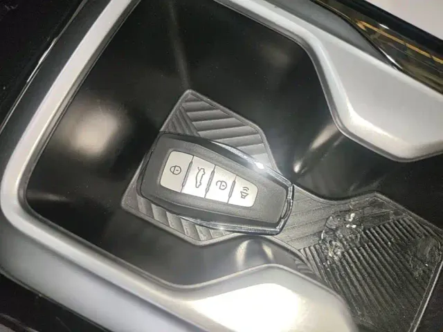 Geely Geometry E Firefly — Фото автомобиля 8