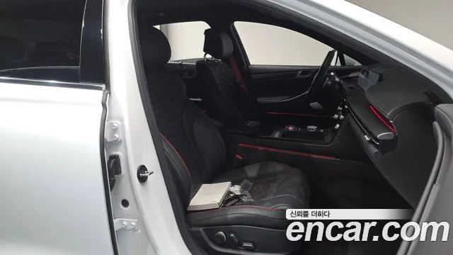 Genesis G80 RG3 — Фото автомобиля 18