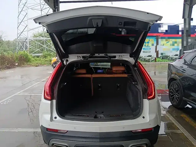 Cadillac XT4 — Фото автомобиля 18