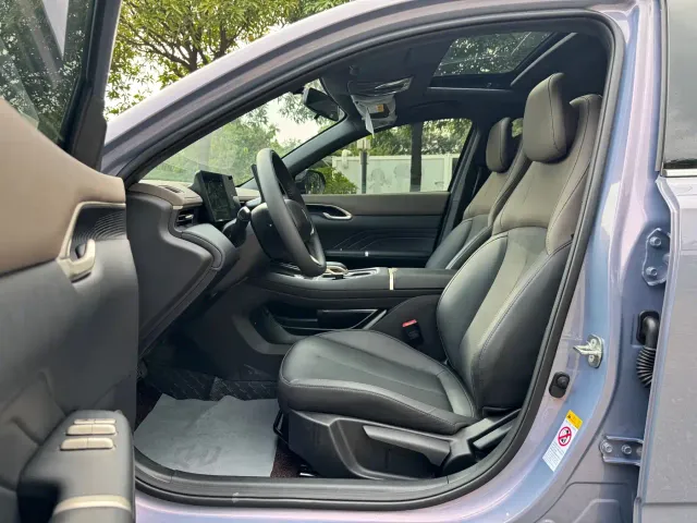Changan Eado — Фото автомобиля 11