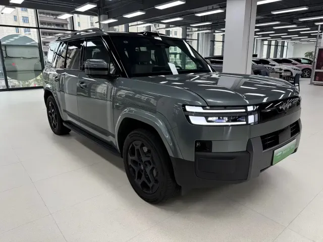 Fang Cheng Bao Titanium 7 2025 AWD Base Model — Фото автомобиля 3
