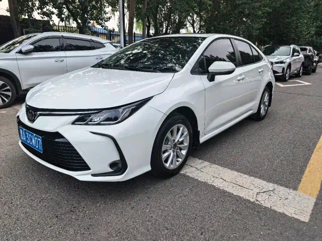 Toyota Corolla — Фото автомобиля 3