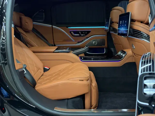 Mercedes-Benz Maybach S-Class — Фото автомобиля 15