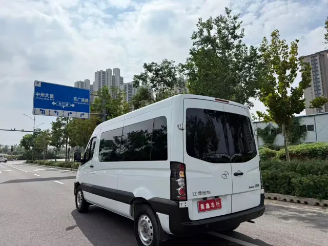 JAC Motors Sunray — Фото автомобиля 4