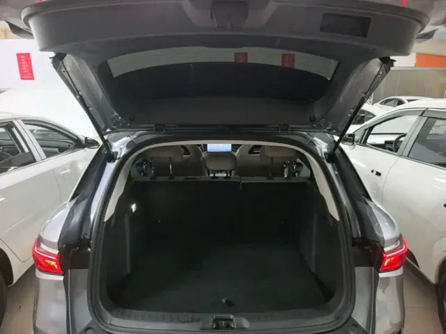 BYD Yuan PLUS — Фото автомобиля 18