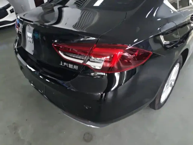 Buick Regal — Фото автомобиля 7