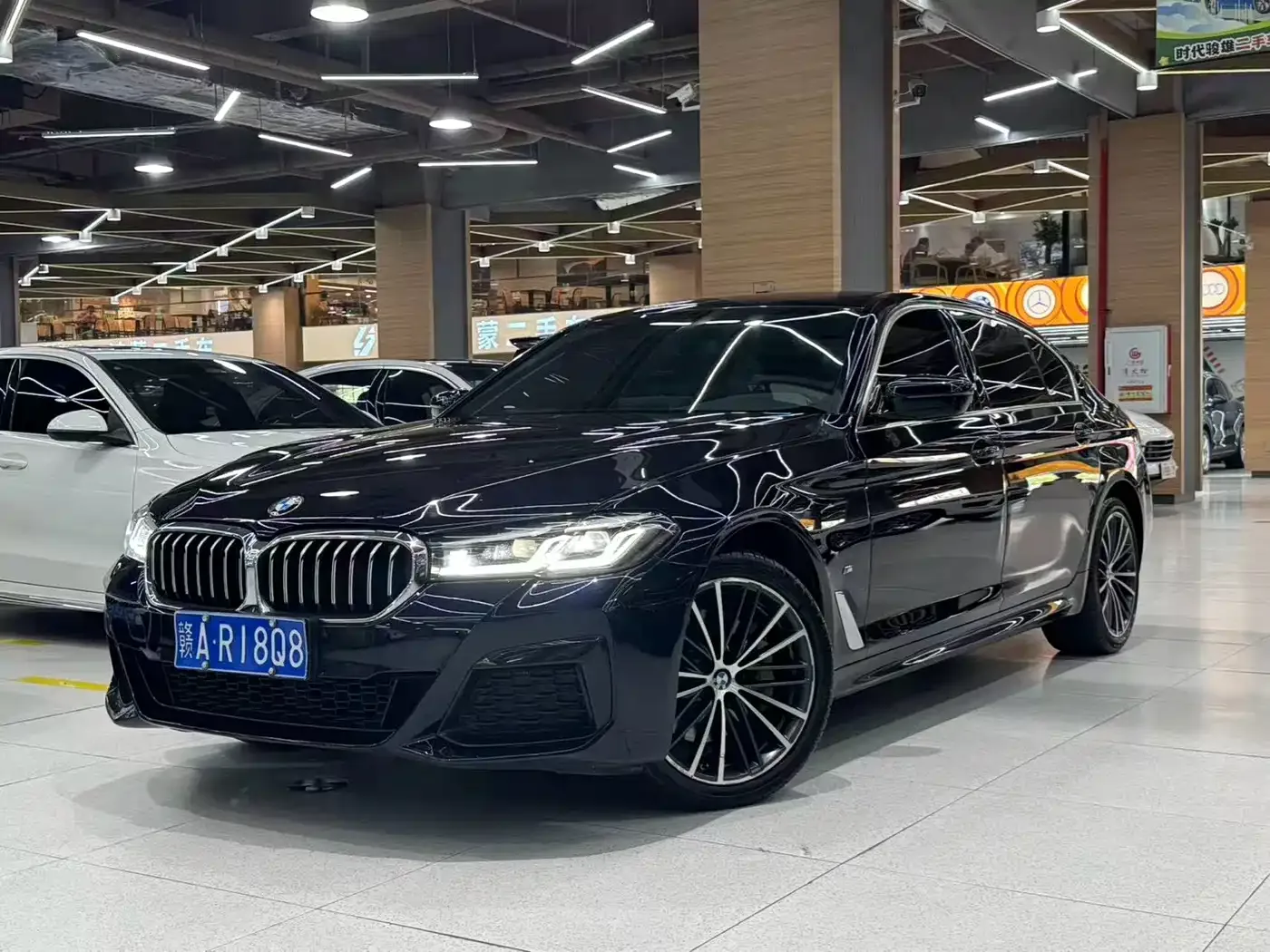 Фотография автомобиля — BMW BMW 5 Series