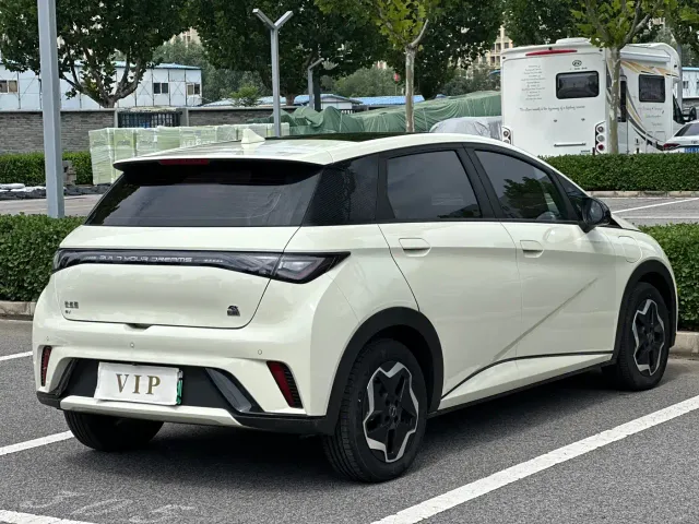 BYD Dolphin — Фото автомобиля 5