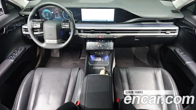 Hyundai Grandeur Grandeur (GN7) 2.5 Бензин 2WD — Фото автомобиля 7