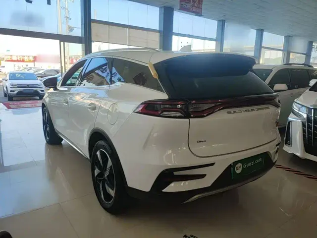 BYD Tang — Фото автомобиля 4