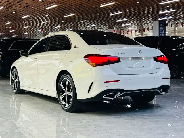 Mercedes-Benz A-Class — Фото автомобиля 14