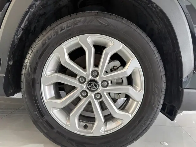 Toyota Frontlander — Фото автомобиля 10