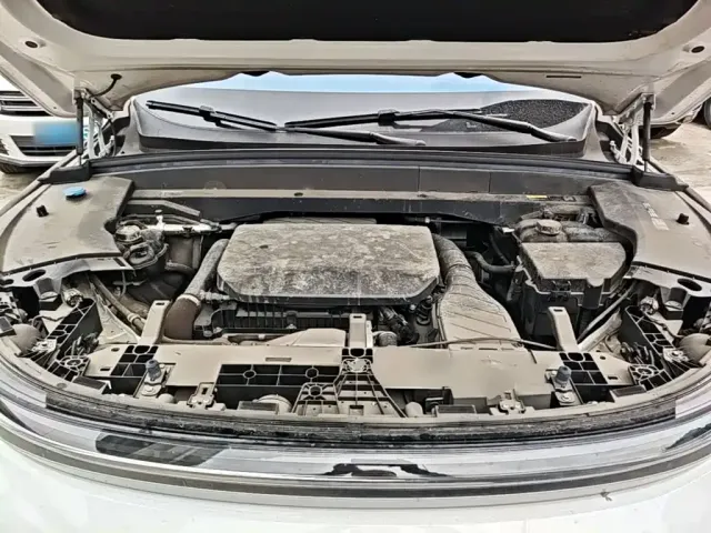 Li Auto L7 — Фото автомобиля 19