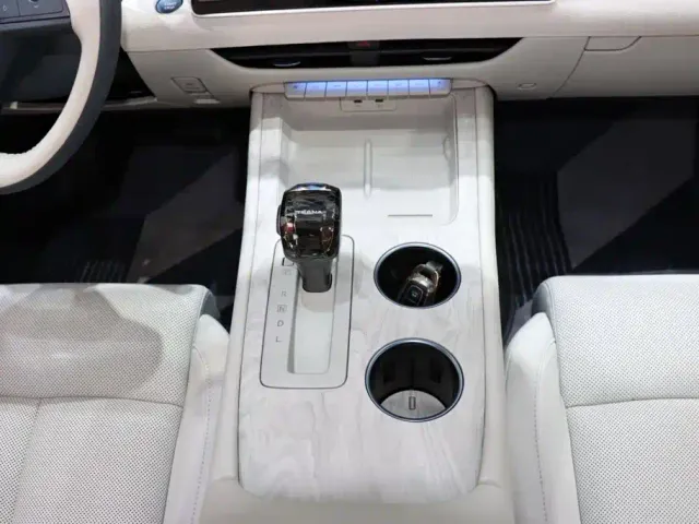 Nissan Teana — Фото автомобиля 15