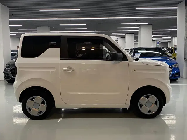 Geely Galaxy Panda 2024 Facelift Panda mini 200km Dragon Edition — Фото автомобиля 4