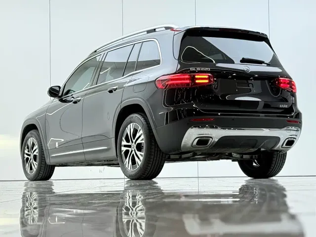 Mercedes-Benz GLB-Class — Фото автомобиля 14