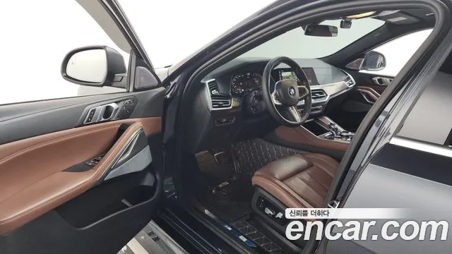 BMW X6 xDrive40i M Sport — Фото автомобиля 9