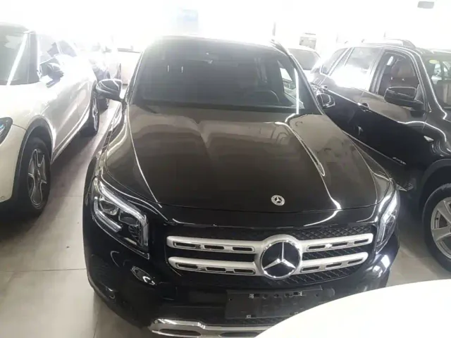 Mercedes-Benz GLB-Class — Фото автомобиля 2