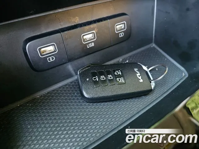 Kia Carnival 4th Gen — Фото автомобиля 14