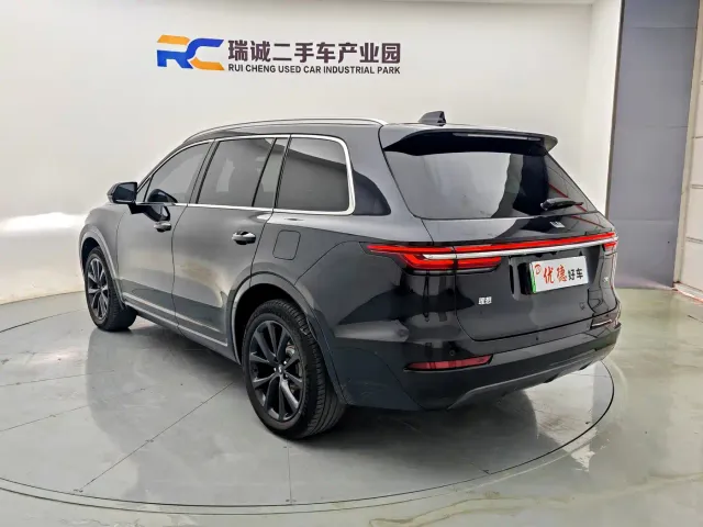 Li Auto ONE — Фото автомобиля 16