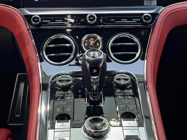 Bentley Continental — Фото автомобиля 19