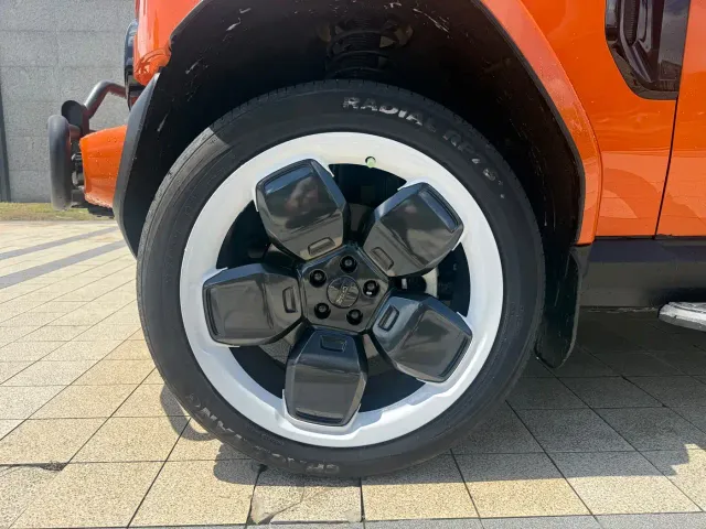 iCAR V23 — Фото автомобиля 11