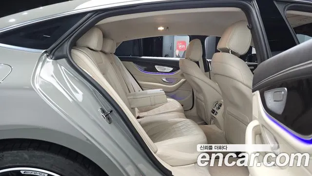 Mercedes-Benz AMG GT 4 двери 63 S 4MATIC+ — Фото автомобиля 9