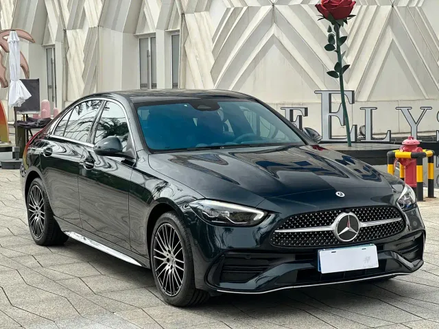 Mercedes-Benz C-Class — Фото автомобиля 3