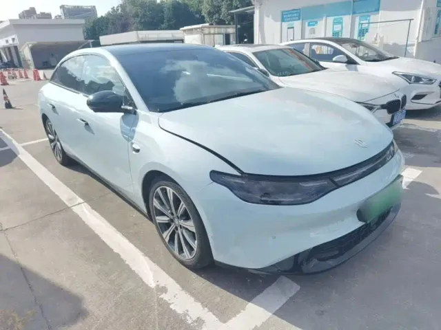 Leapmotor C01 — Фото автомобиля 3