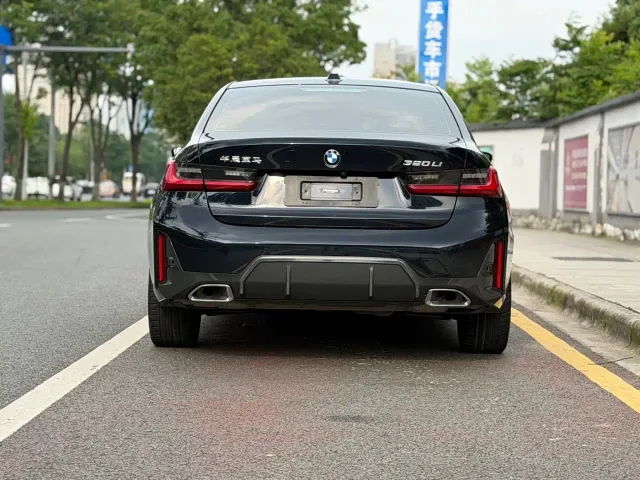 BMW 3 Series — Фото автомобиля 5