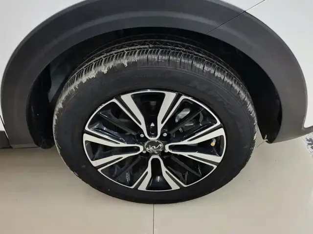 Kia KX1 2021 1.4L CVT Sunroof Version — Фото автомобиля 6