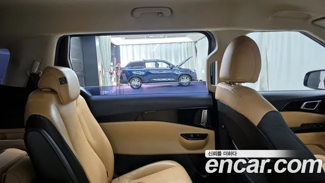 Kia Canival Carnival 4 поколение Бензин 9 мест Prestige — Фото автомобиля 24