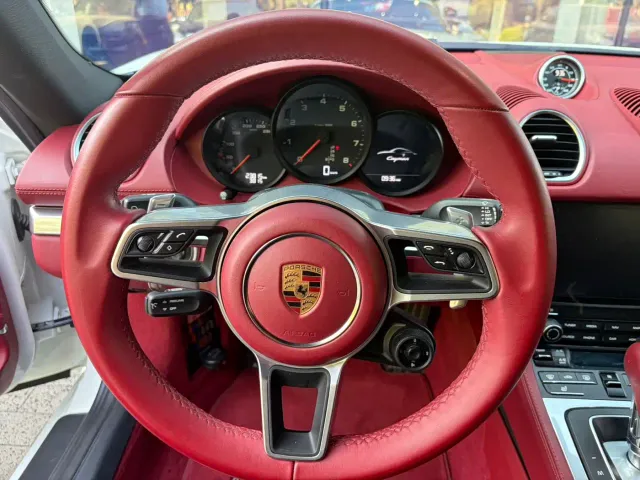 Porsche 718 — Фото автомобиля 13