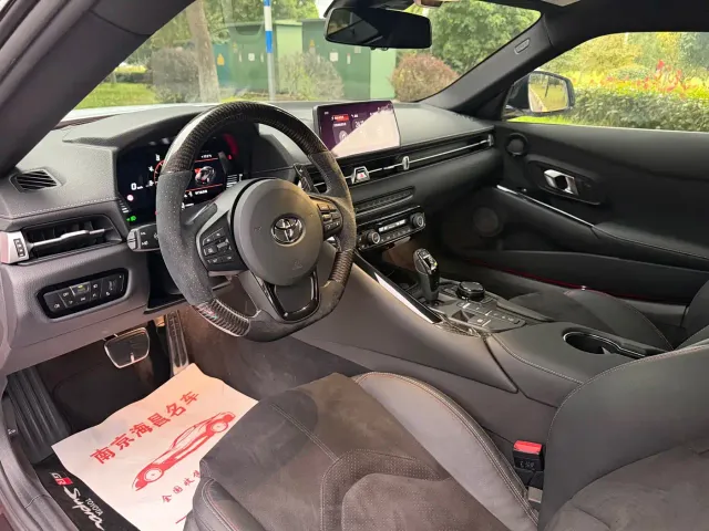 Toyota Supra — Фото автомобиля 7