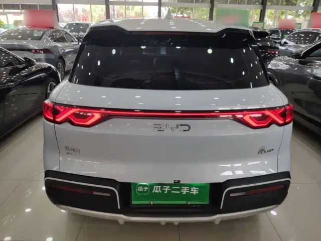 BYD Yuan UP — Фото автомобиля 5
