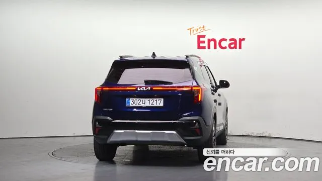 Kia Seltos Бензин 1.6 турбо 2WD — Фото автомобиля 4