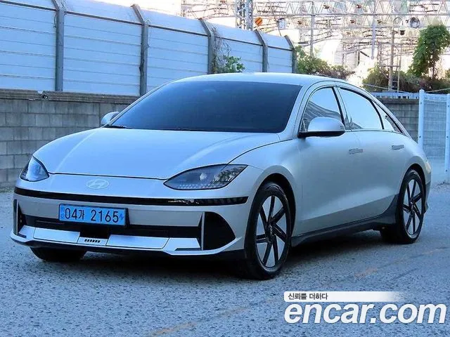 Hyundai Ioniq 6 — Фото автомобиля 2