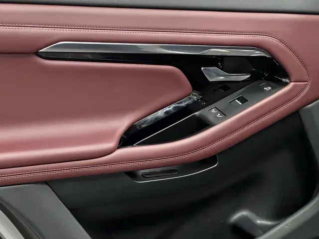 Land Rover Range Rover Evoque — Фото автомобиля 30