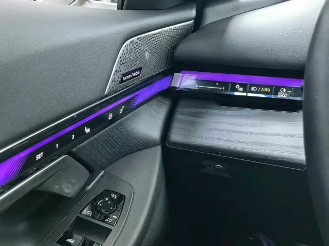BMW 5 Series — Фото автомобиля 9