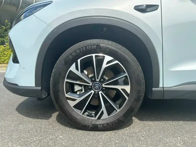 BYD Song Pro — Фото автомобиля 11