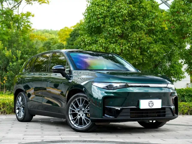 Leapmotor C10 — Фото автомобиля 3