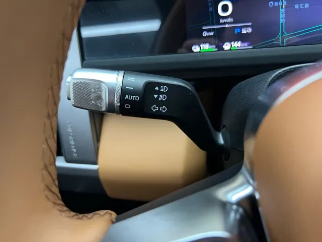 iCAR V27 — Фото автомобиля 24